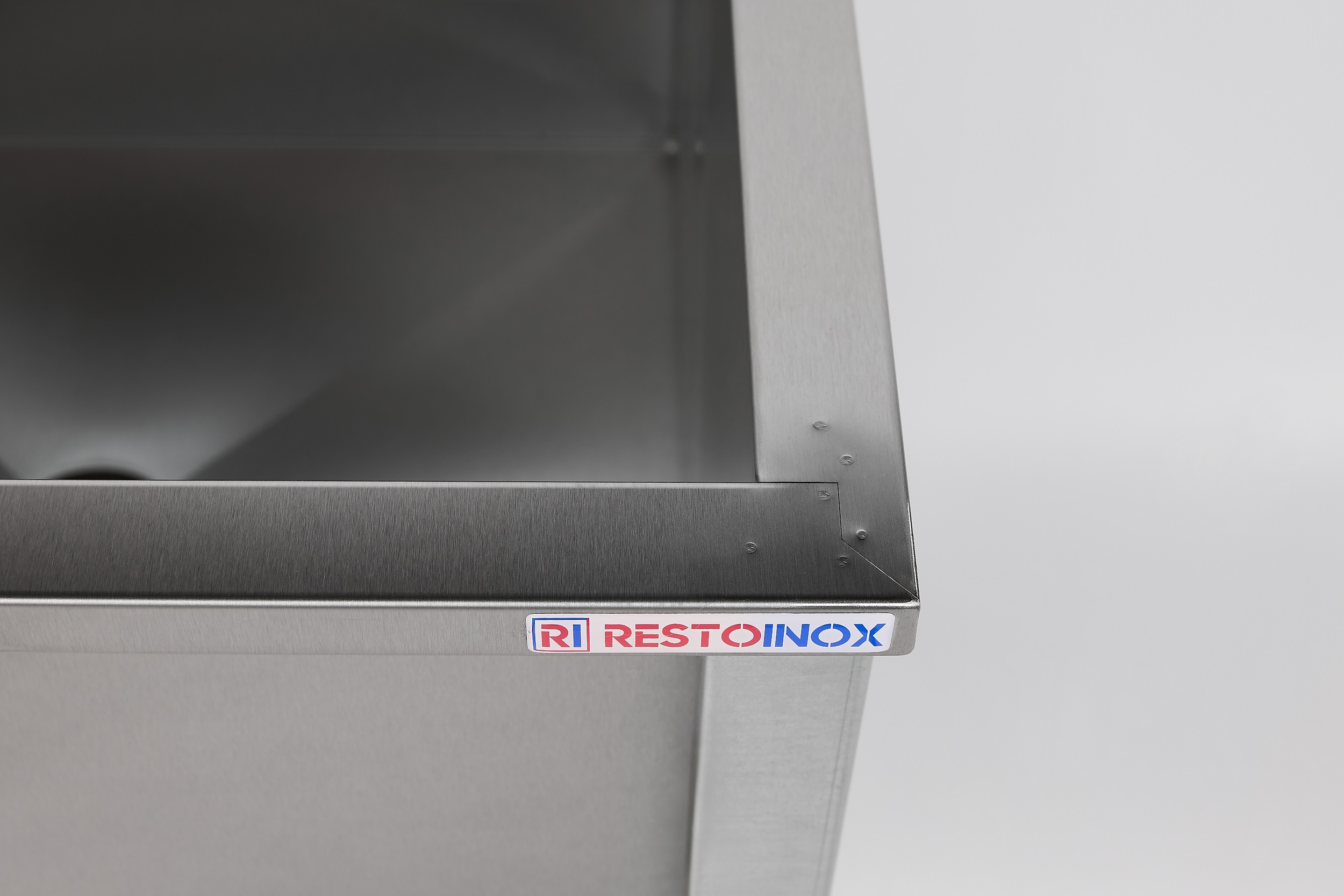 Ванна моечная односекционная RESTOINOX ВМС-1/6/6-Б-ЭЦ