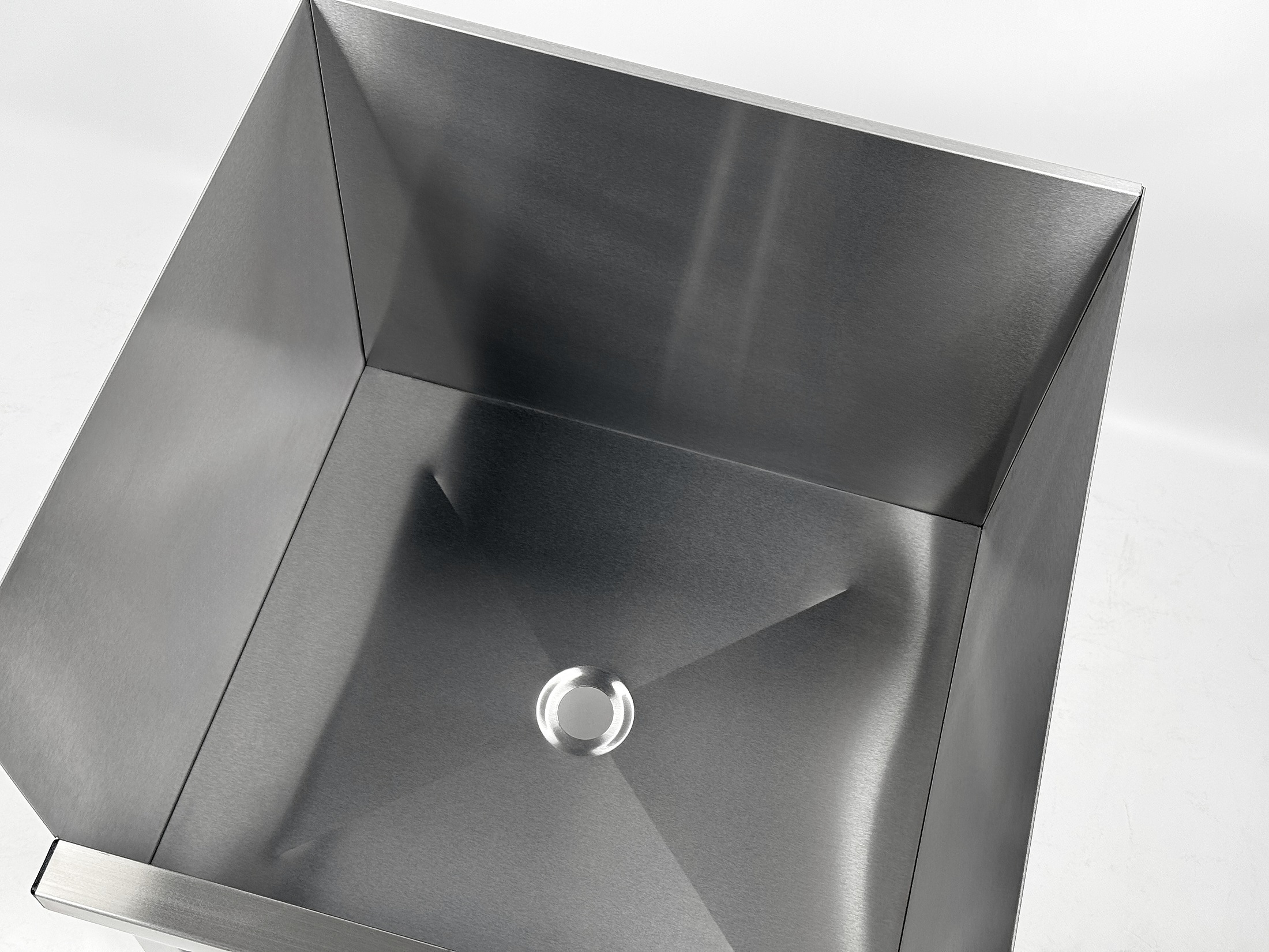 Ванна моечная моповая RESTOINOX ВММ-1/8-3Ф фартук с 3-х сторон