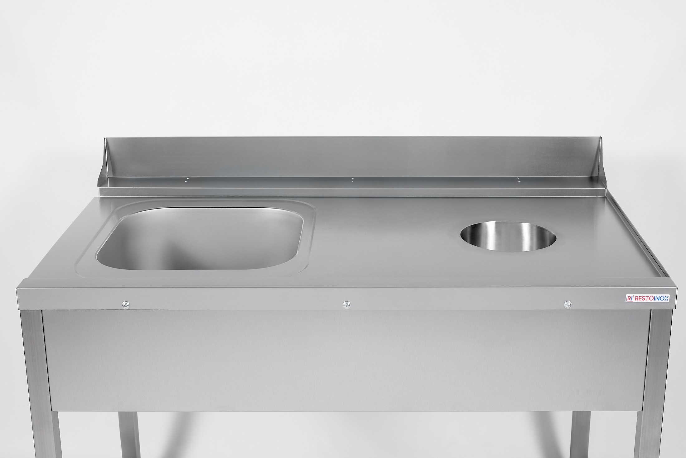 Стол входной для посудомоечной машины RESTOINOX ВМЦРО/1-12/7,4-Б