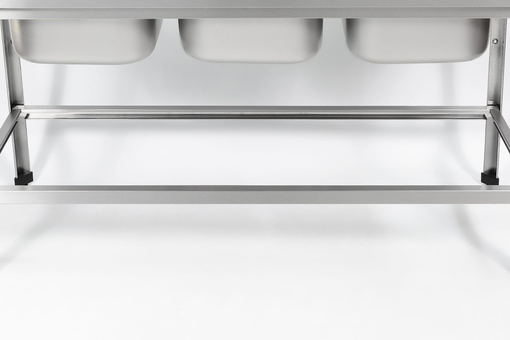 Ванна моечная цельнотянутая RESTOINOX ВМЦ-3/18/7-БО-ЭН