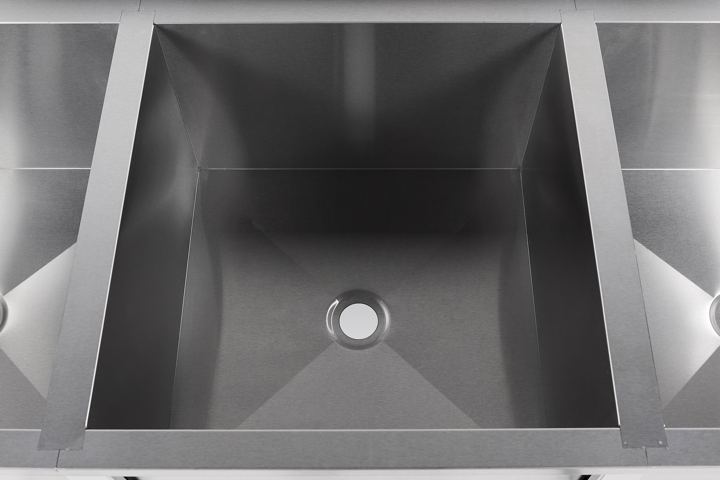 Ванна моечная трехсекционная RESTOINOX ВМС-3/4-Б-ЭН