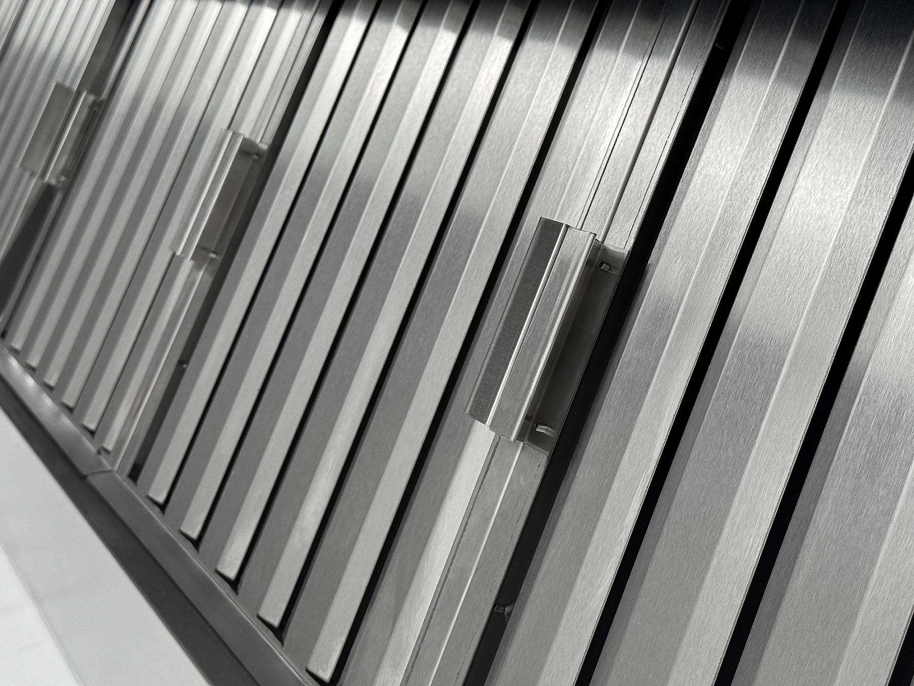 Зонт вытяжной пристенный с подсветкой RESTOINOX ЗВПКП-11/14