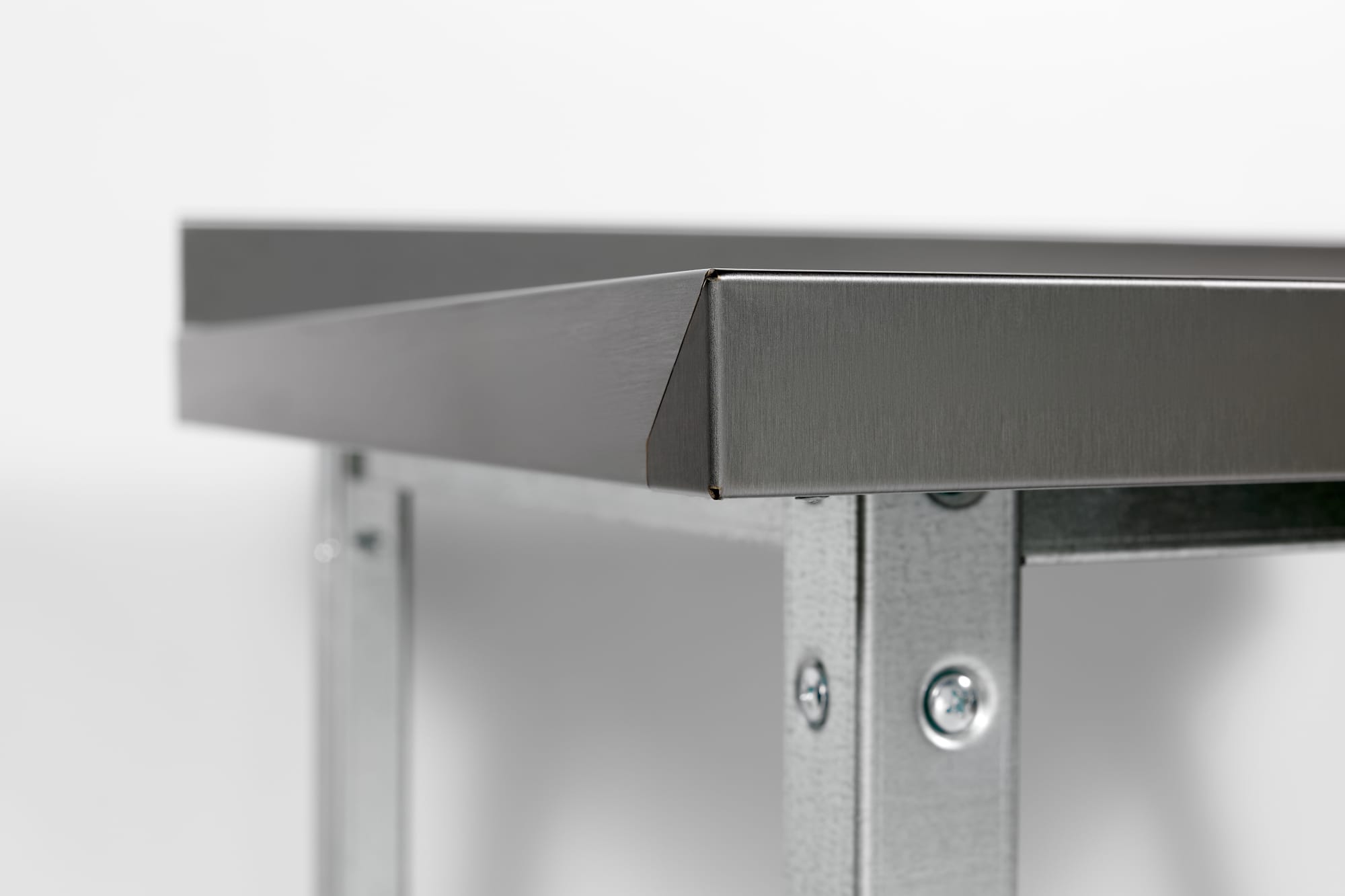 Стол производственный RESTOINOX СП-6/8-2БПП-ЭЦ 2 борта