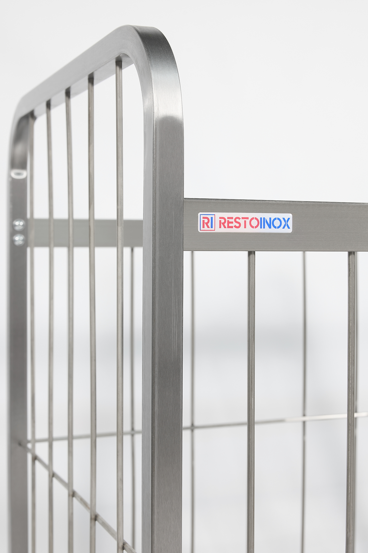 Тележка для сбора грязного белья RESTOINOX ТДСБ-8/6