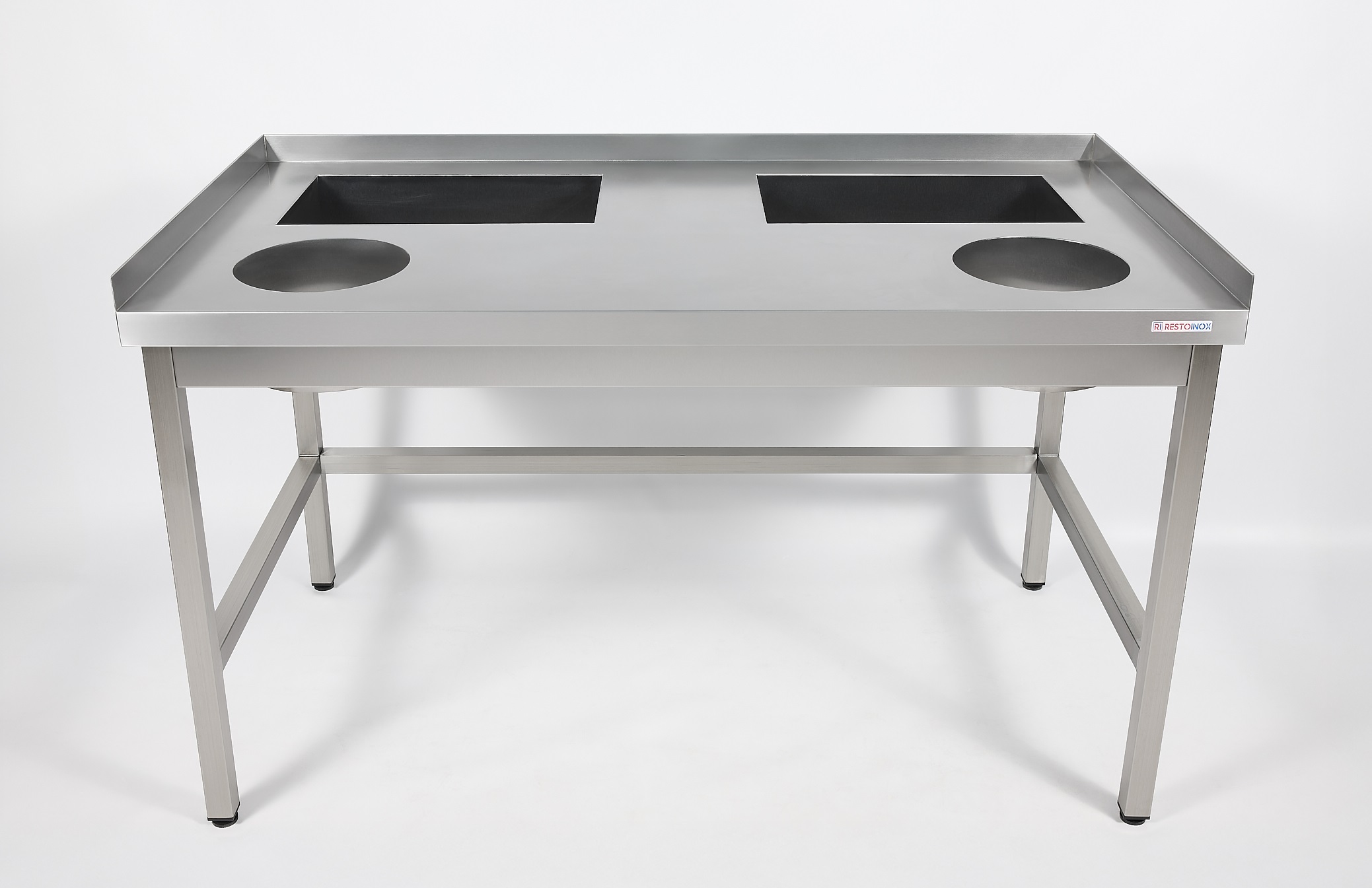 Стол для обработки корнеплодов и овощей RESTOINOX СДК-15/8