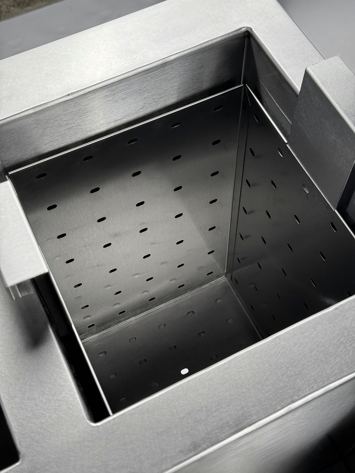 Ванна моечная сварная для мойки яйц RESTOINOX ВМСЯ-1/5-Б-ЭН