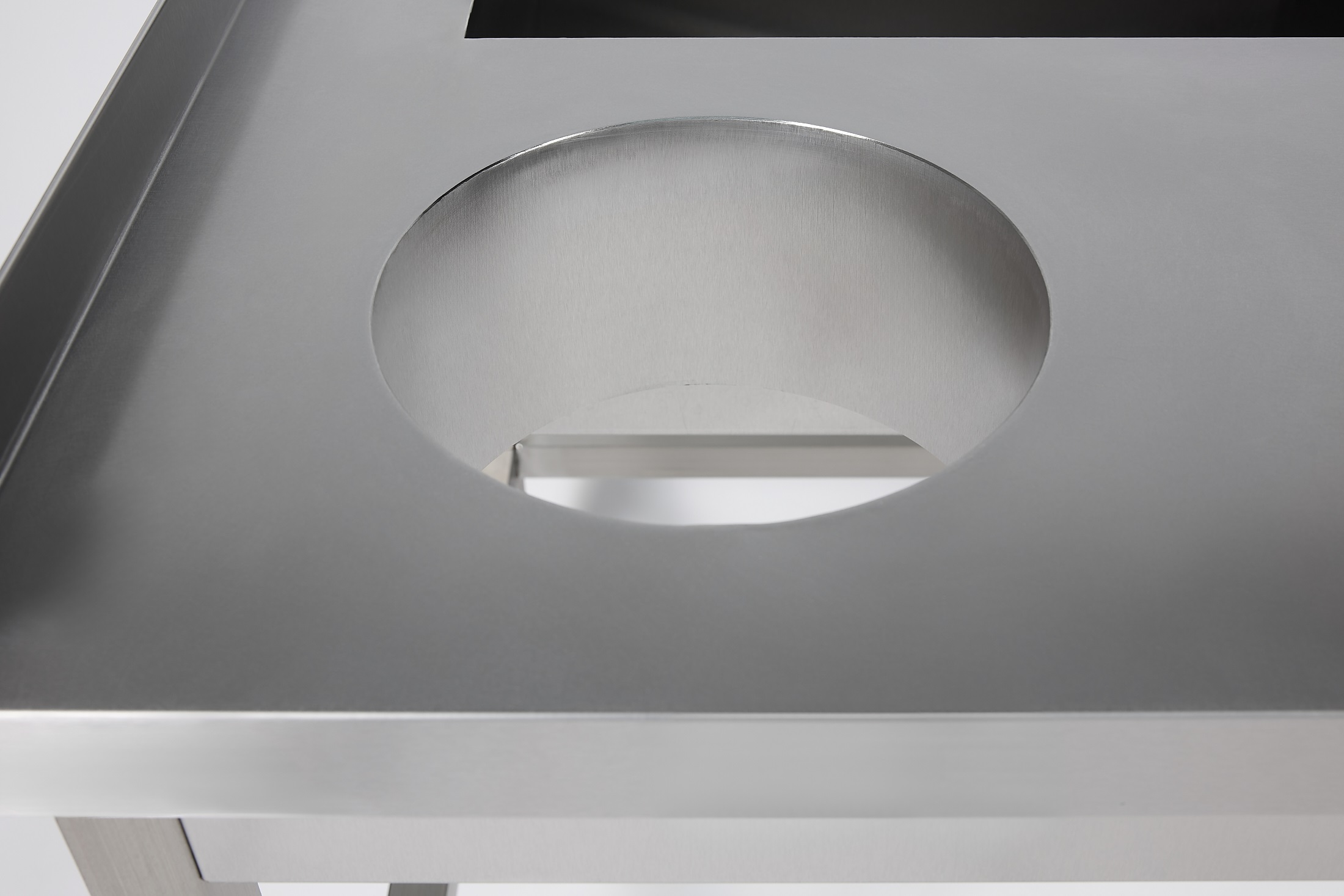 Стол для обработки корнеплодов и овощей RESTOINOX СДК-12/8