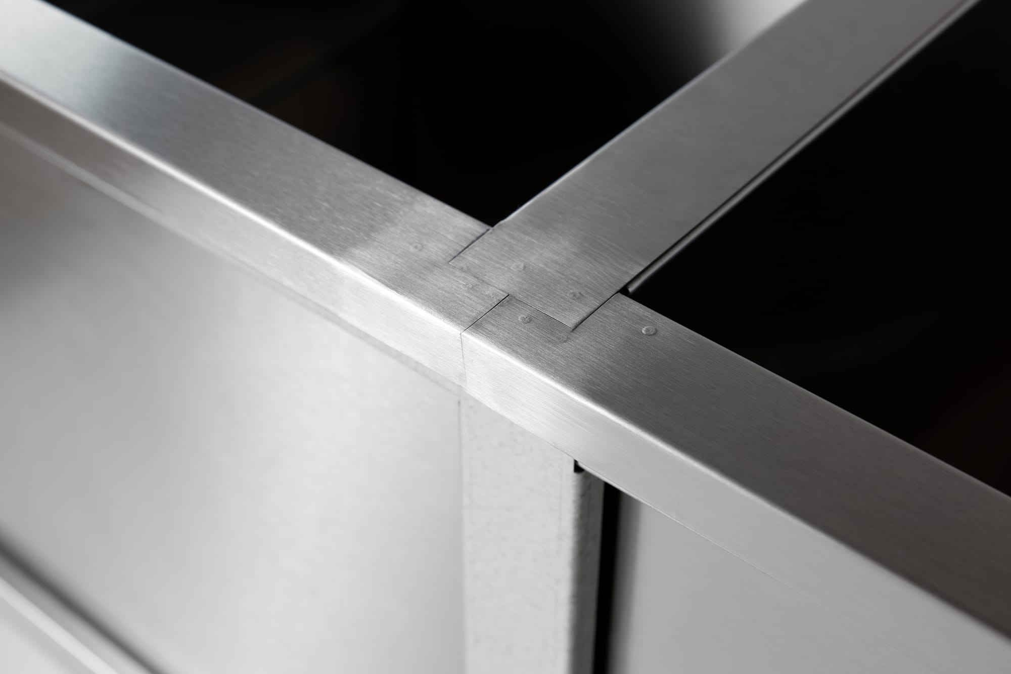 Ванна моечная трехсекционная RESTOINOX ВМС-3/4-ЭЦ