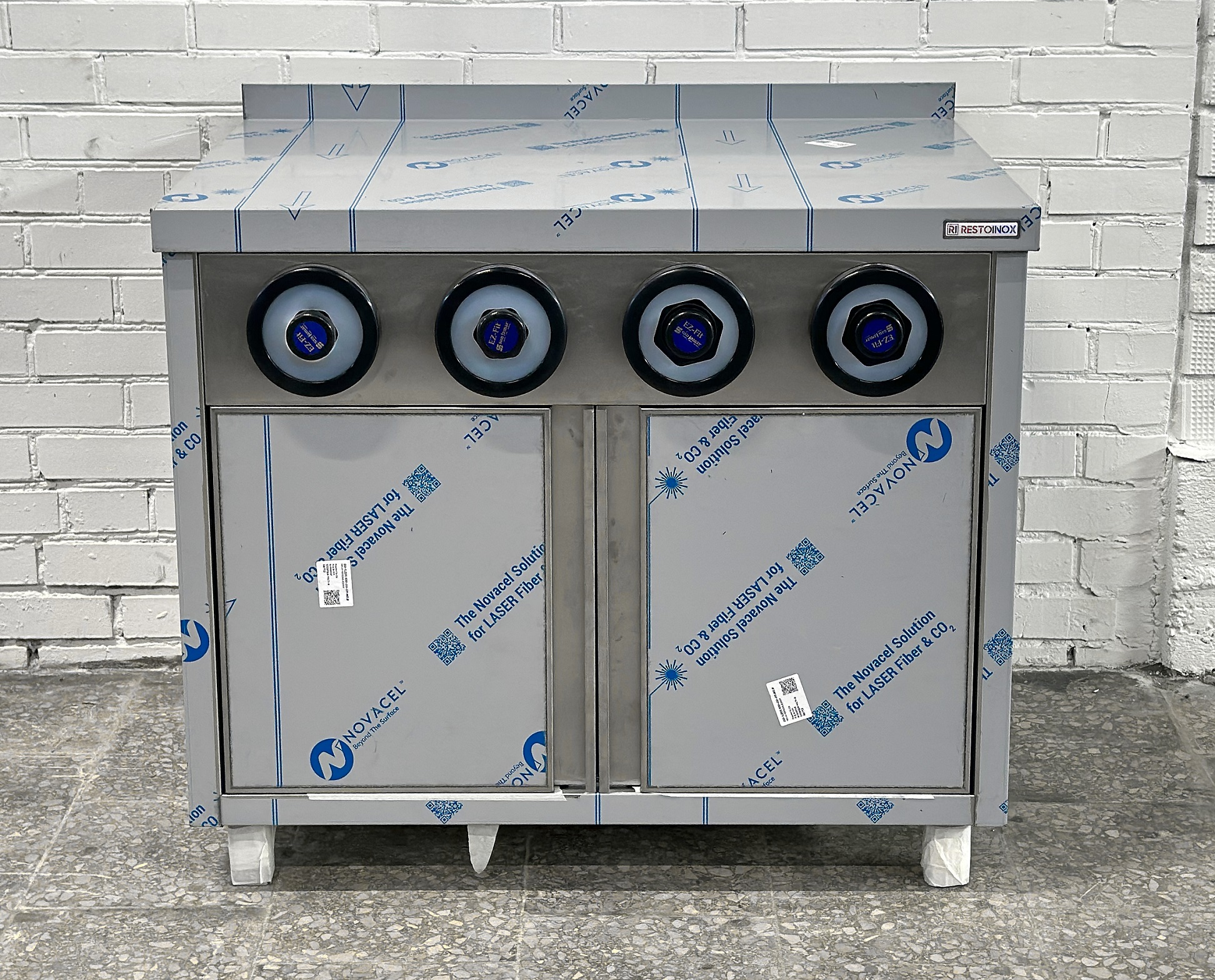 Стол-тумба с диспенсерами для стаканов RESTOINOX СПЗРД4-12/6-Б