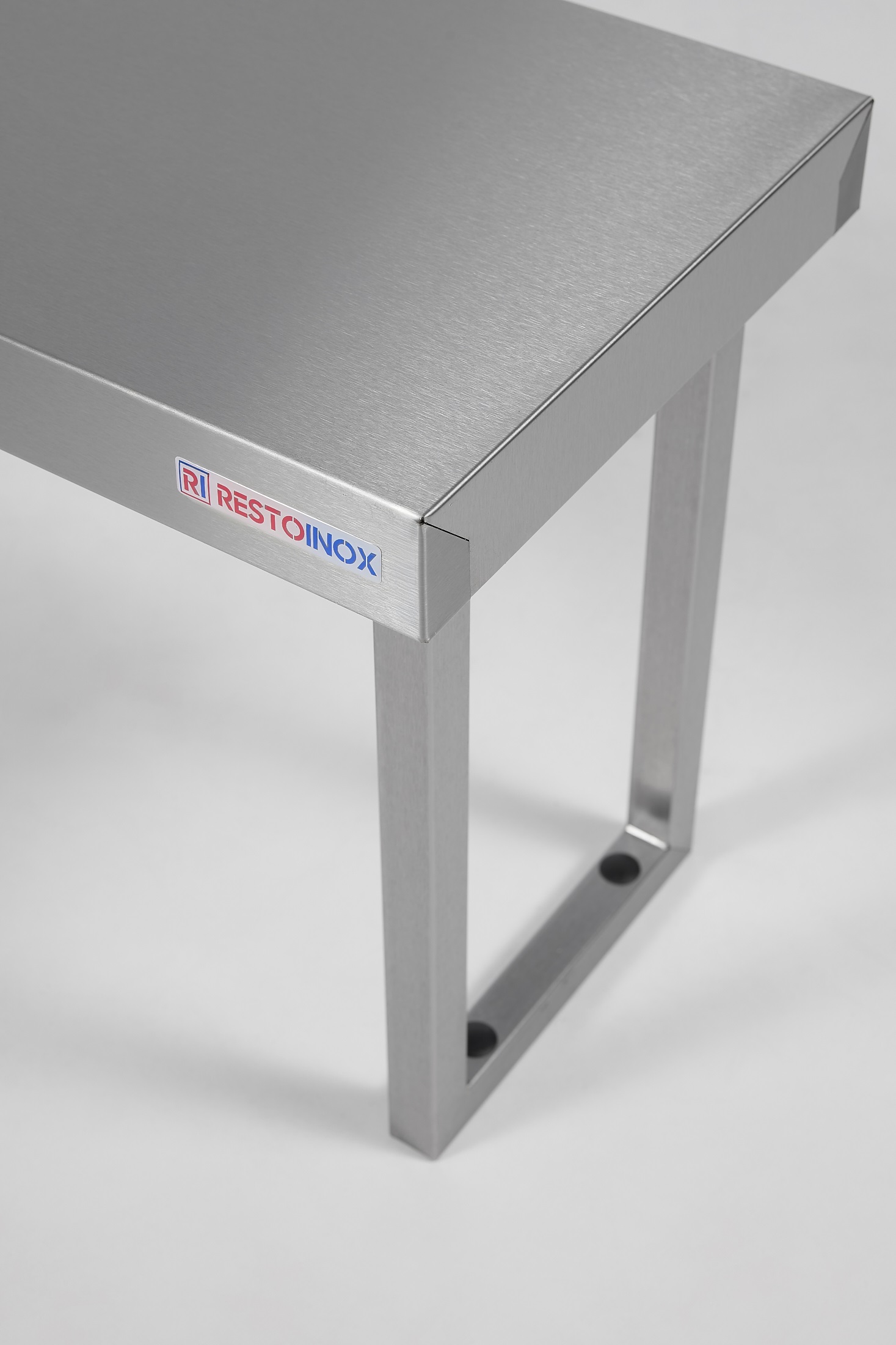 Полка настольная RESTOINOX ПНС1-6/3