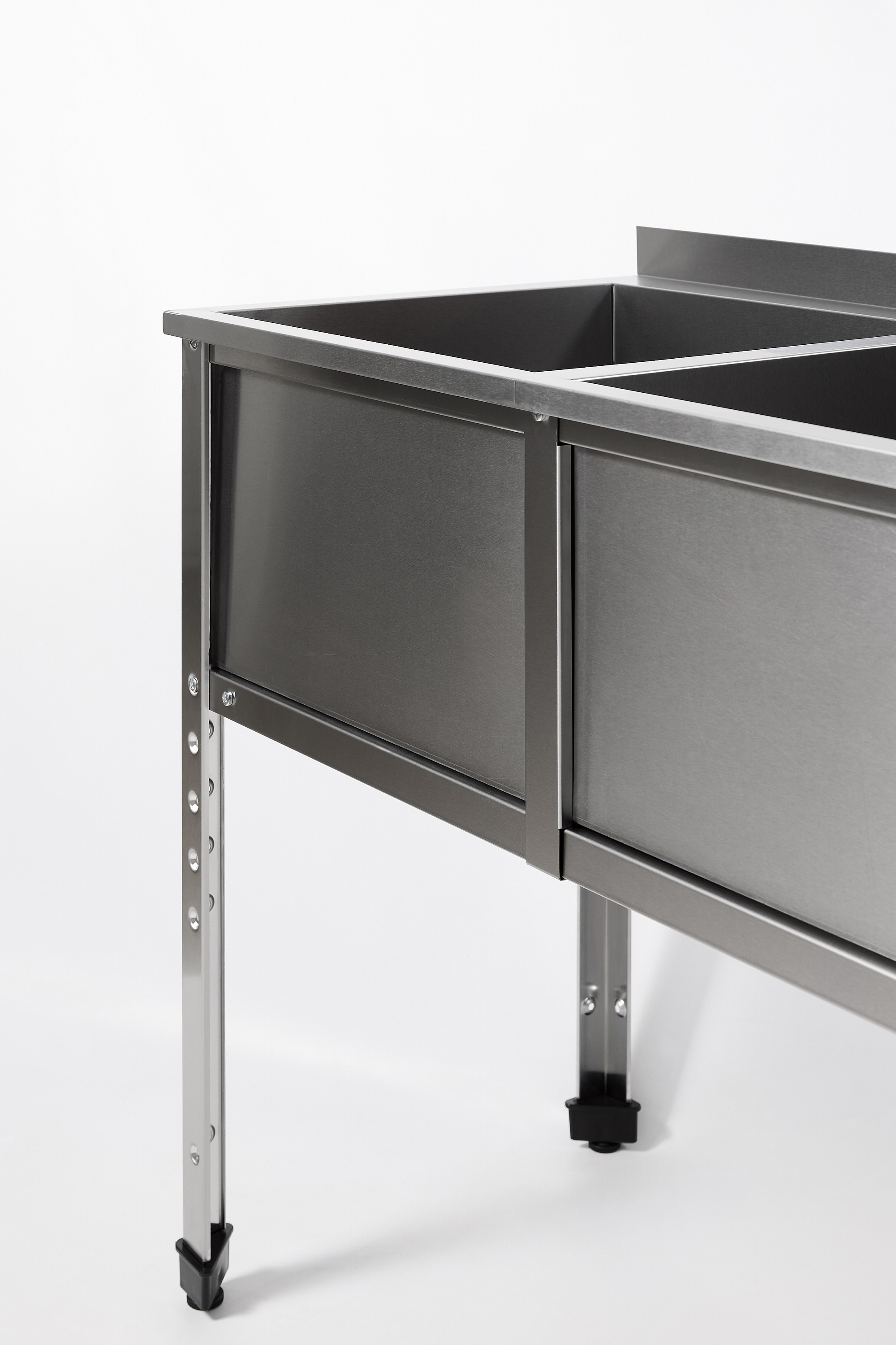 Ванна моечная трехсекционная RESTOINOX ВМС-3/4-Б-ЭН