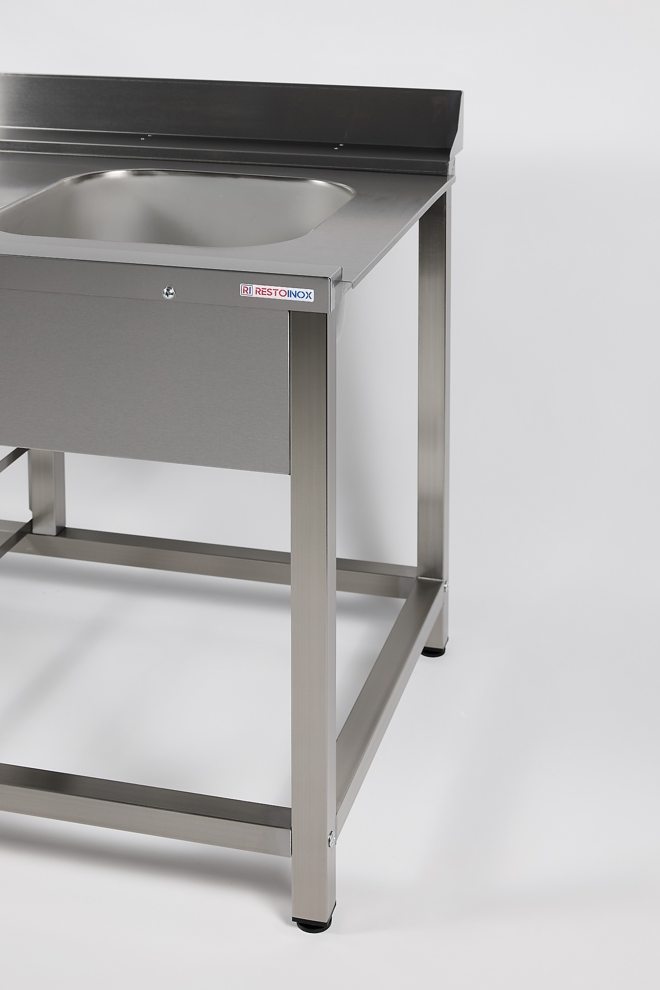 Стол входной для посудомоечной машины RESTOINOX СВПМВЦН/1-12/7,4-Б