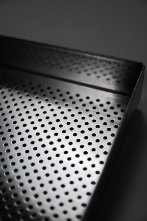 Противень перфорированный из нержавеющей стали RESTOINOX ППН4/08-530х325х20 (GN1/1)