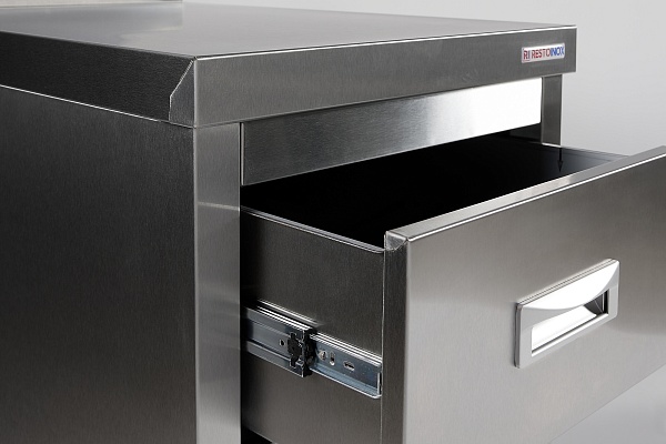 Стол производственный закрытый RESTOINOX СПЗЯ-6/7-Б