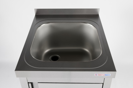 Ванна моечная цельнотянутая одинарная закрытая RESTOINOX ВМЦЗ-1/6/7-Б